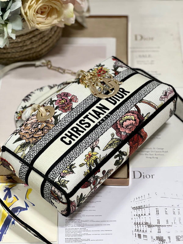 CD Floral White 26 Lady D-Joy Bag Canvas 336636