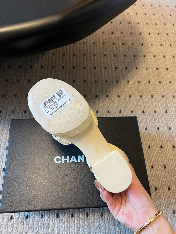 CC 25SS Platform Sandals 5.5cm Beige Sheepskin 319627