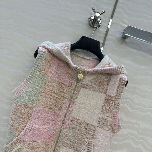 CC Hooded Vest Light Color Polyester Acrylic Fibers Wool