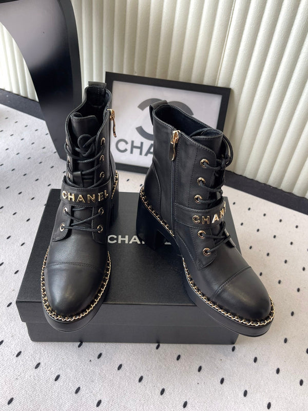 CC Buckle Ankel Boots With Chain 100mm Black Sheepskin GHW 432502