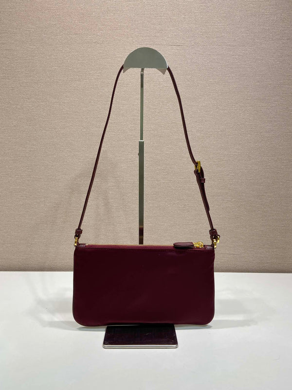 PRA vintage long shoulder bag burgundy nylon fabric