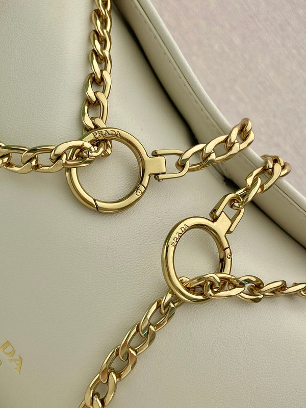 PRA Borsa Tumulte 24 pelle bianca 280839