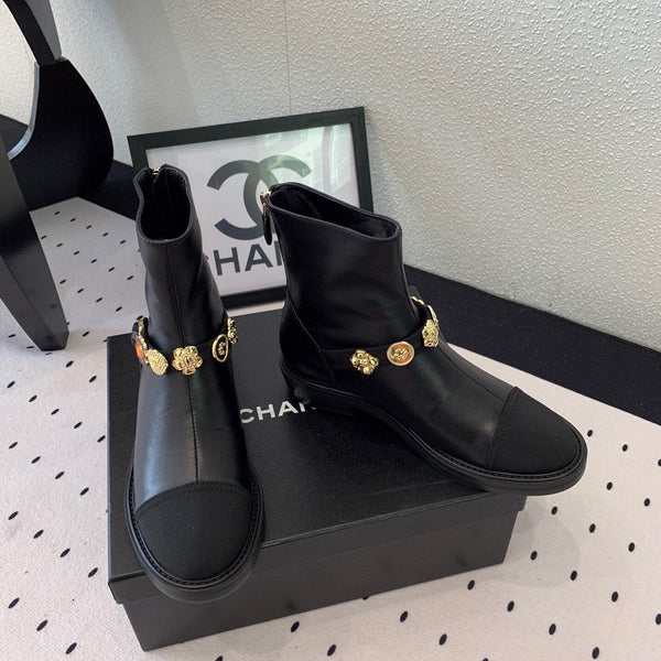 CC 24 Mold GHW Classic Ankle Boots 30mm Black Sheepskin 432512