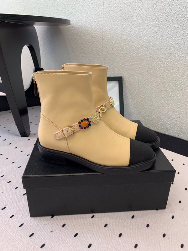 CC 24 Mold GHW Classic Ankle Boots 30mm Black Beige Sheepskin 432513