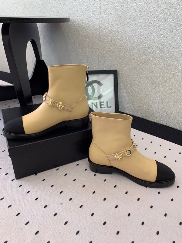 CC 24 Mold GHW Classic Ankle Boots 30mm Black Beige Sheepskin 432513