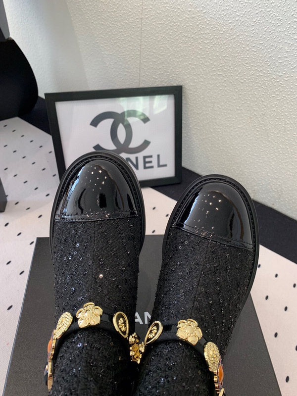 CC 24 Mold GHW Classic Ankle Boots 30mm Black Patent & Glitter 432514