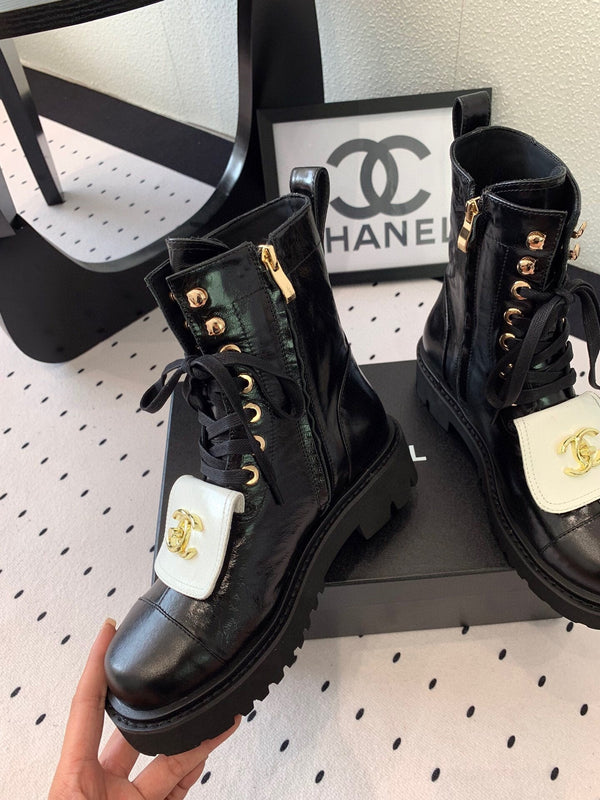 CC Split Toe Ankle Boot 40mm White Black Sheepskin Rubber GHW 432517