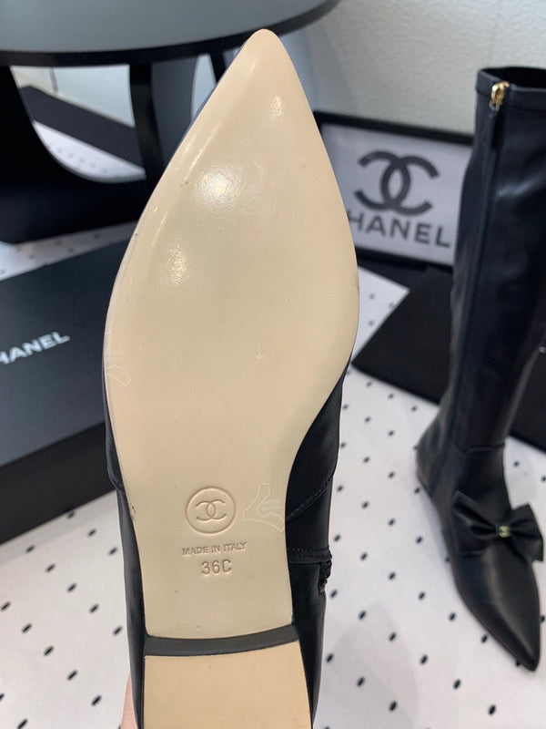 CC 25 Bow-knot Boot Black Sheepskin 514066