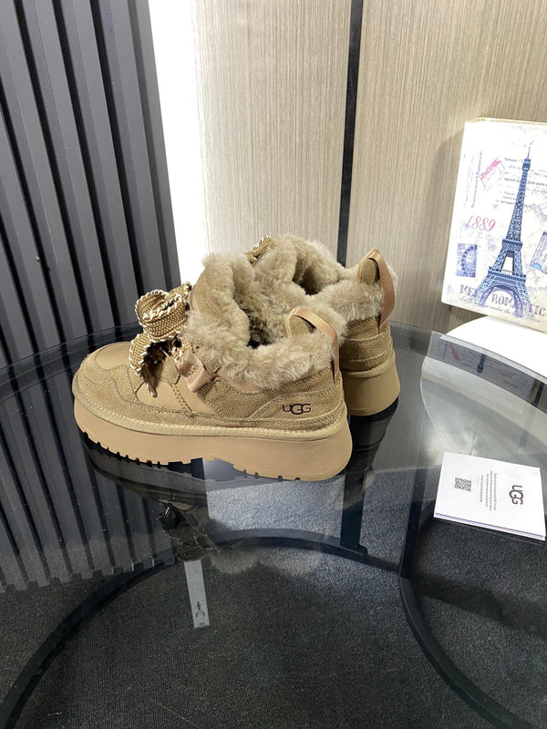 UGG Astromel Platform Sneakers Khaki Suede Frabic 512862