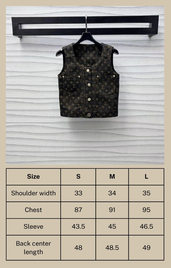 Completo in denim con monogramma LV