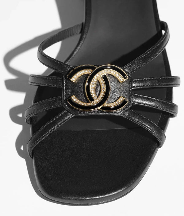 SANDALS 40 MM IN BLACK PATENT LAMBSKIN