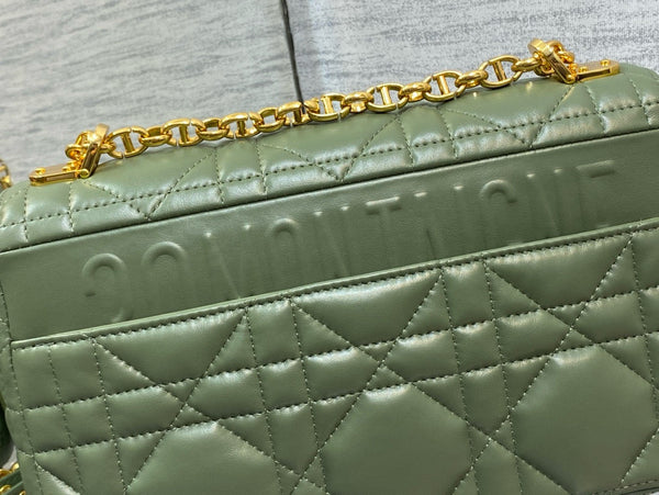 MEDIUM CARO BAG 25 GREEN MACROCANNAGE CALFSKIN