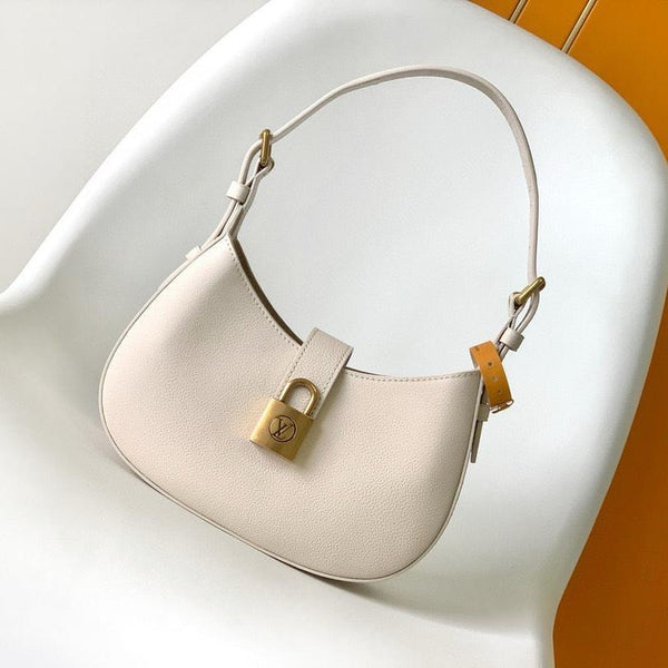 low key shoulder bag 26cm cream calfskin