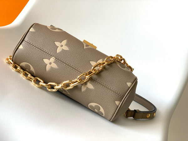 favorite 24 dove cream biocolor monogram empreinte leather