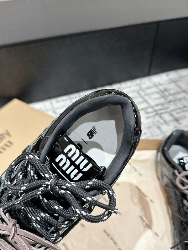 Miu Miu Black New Balance Edition 530 SL Sneakers