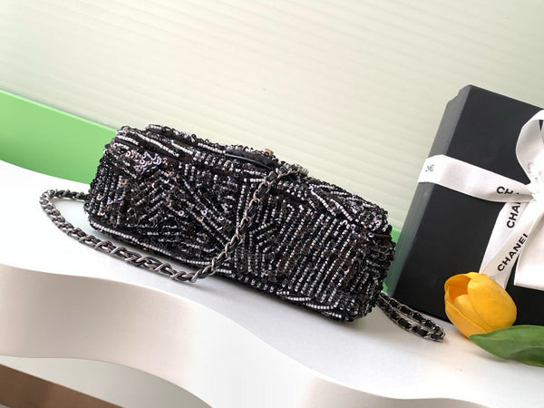 24K Flap Bag 20cm Sequin Black
