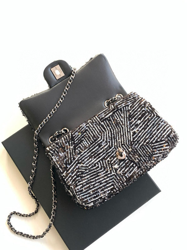 24K Flap Bag 20cm Sequin Black