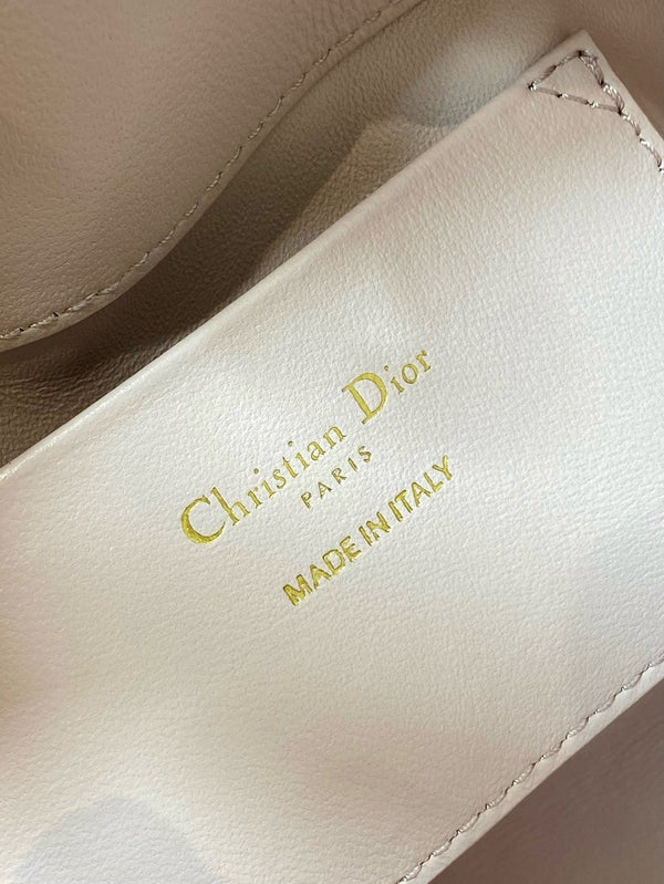 cd toujours light pink calfskin