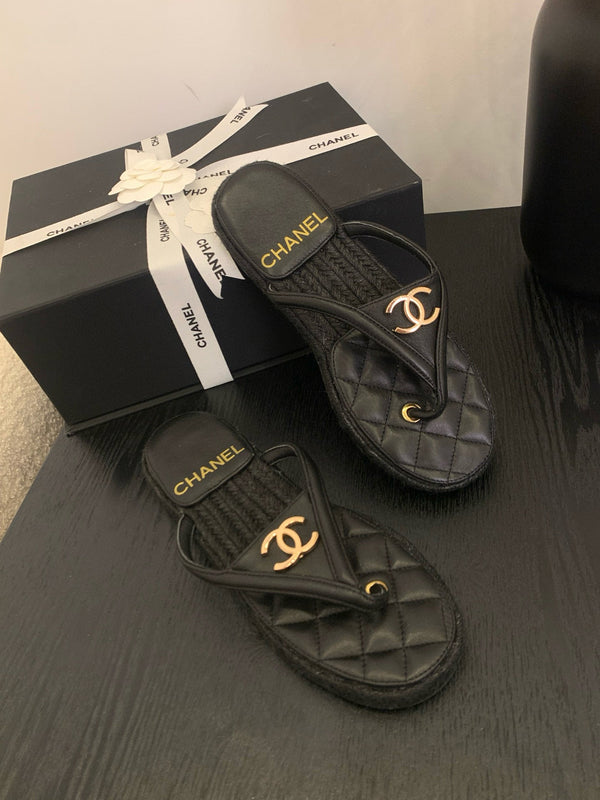 CC Thong Sandal Suede Kidskin Black 288718