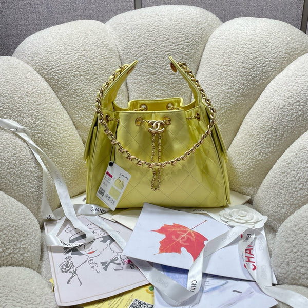 CC 25C Hobo Bags 26cm Light Lemon Yellow Calfskin