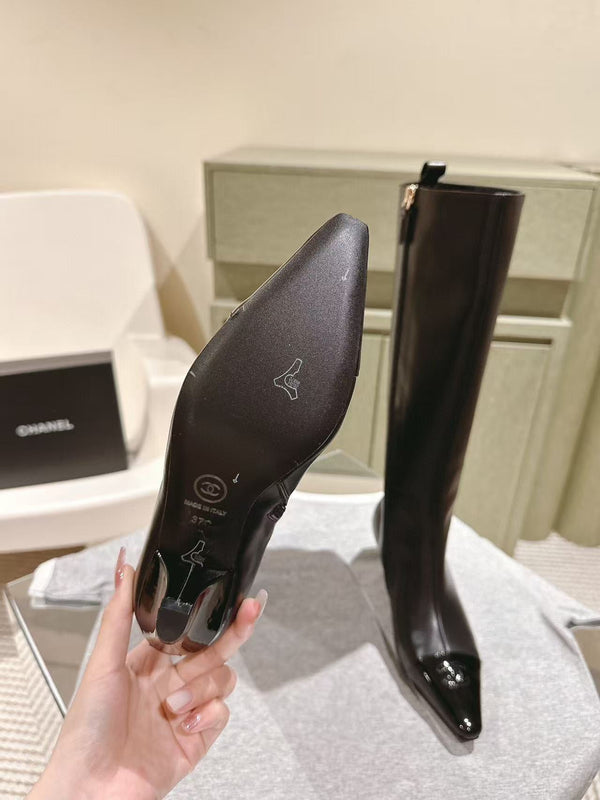 CC Knee-High Pointed Toe Chunky Heel Boots 50mm Black Sheepskin