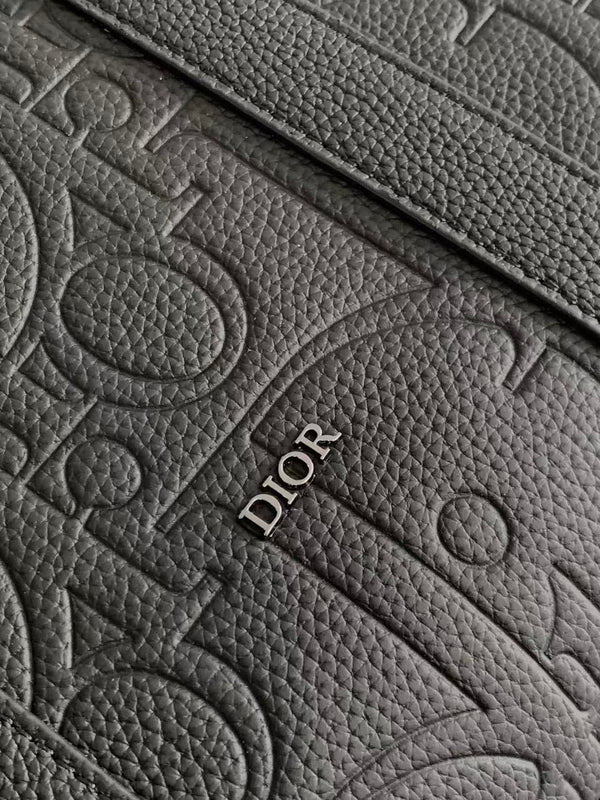 Weekender 40 Black Dior Gravity Leather and Black Grained Calfskin