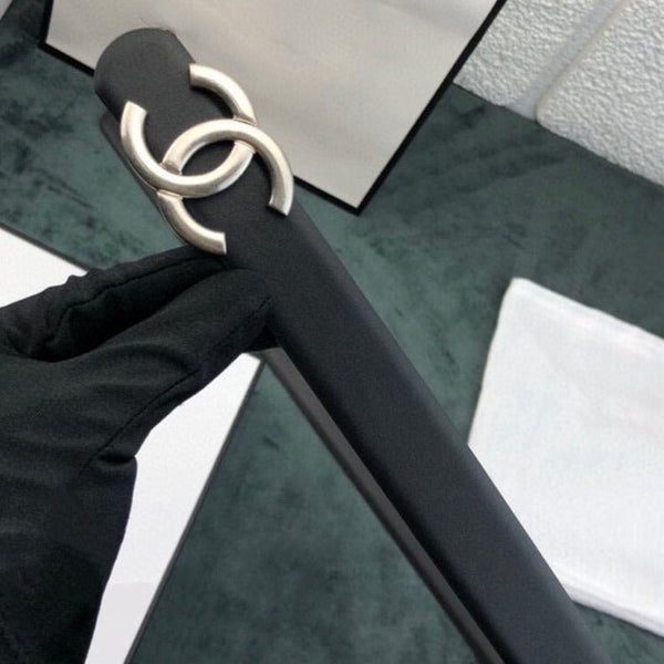 CINTURA DONNA CC 3,0 CM PELLE NERA FIBBIA ARGENTO CONVESSA