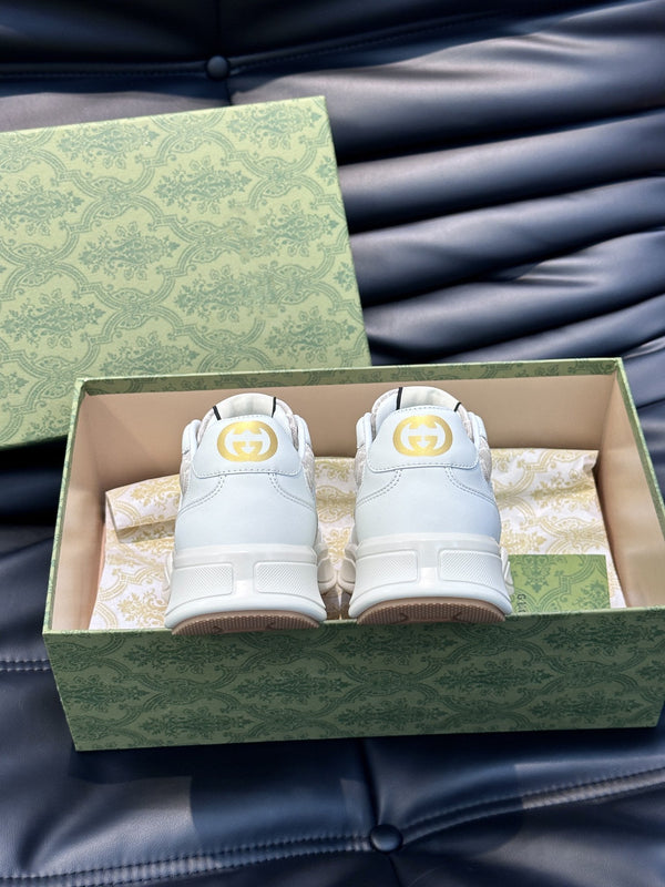 SCARPE DA SNEAKER GG RETRO RHYTON ROSA BIANCHE