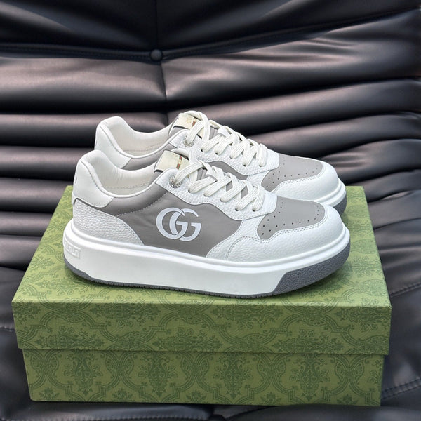 SNEAKERS GG IN PELLE BIANCA GRIGIA