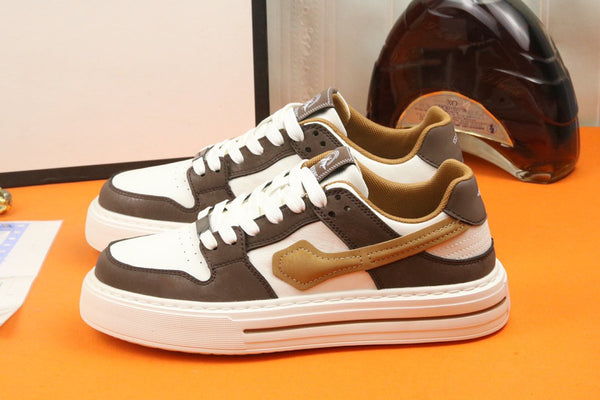 GG SCHIUMA LEGGERA MARRONE PELLE BIANCA