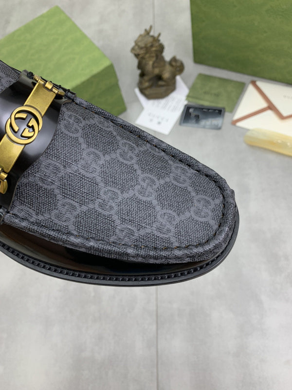 MOCASSINO GG DA UOMO IN PELLE LISCIA NERA