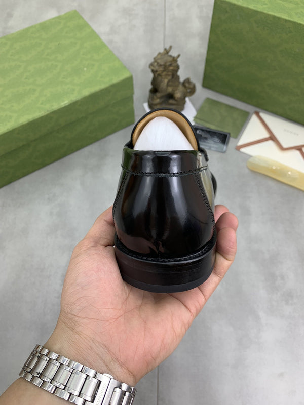 MOCASSINO GG DA UOMO IN PELLE LISCIA NERA