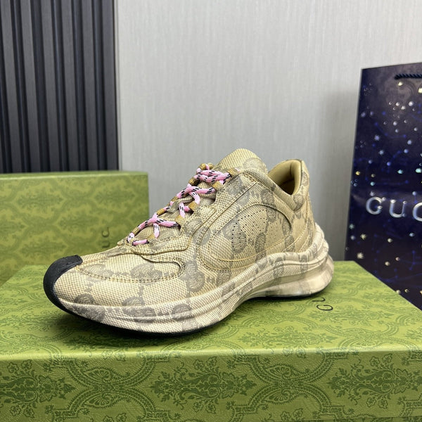 SNEAKERS GG RUN IN PELLE VERDE CHIARO