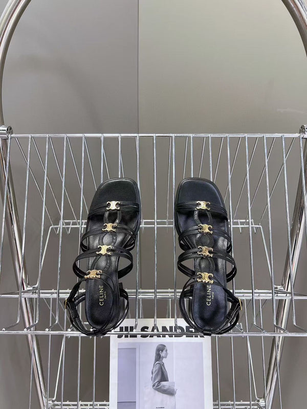 Sandalo CL Clemence Triomphe Multi Logo Oro In Pelle Di Vitello Nera