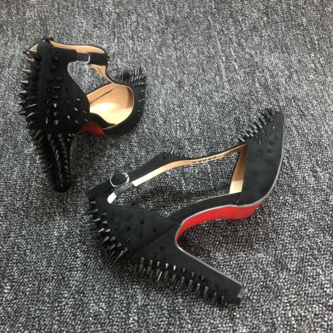 CL Goldostrap Spikes Pumps 100mm Veau Velours Black
