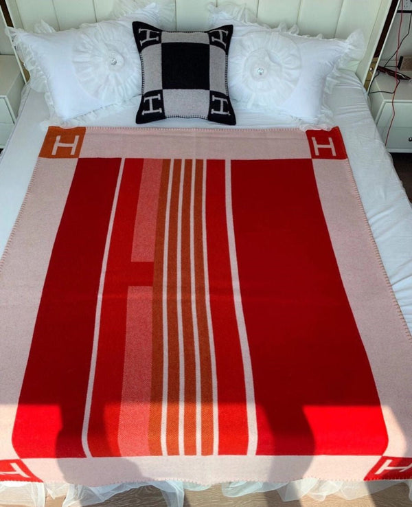 HM Avalon Throw Blanket Red Wool Cashmere