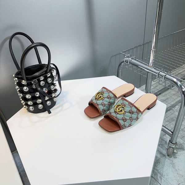 GG MATELASSÉ CANVAS SLIDES LIGHT GREEN