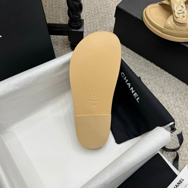 CC 25S Dad Sandal Mule Calfskin Mop Logo