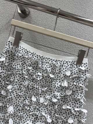 CC 25 Flower Skirt Polyester Fiber 220293