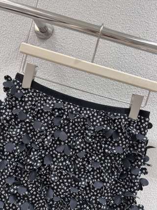 CC 25 Flower Skirt Polyester Fiber 220293