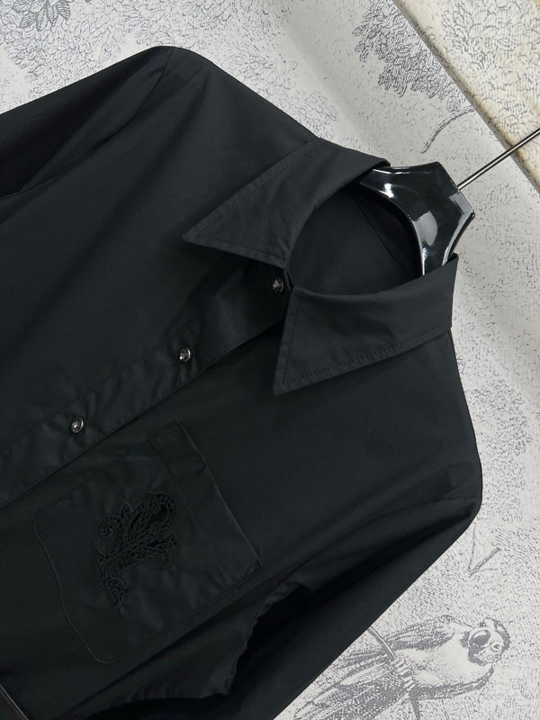 LV 25 Cintura con design plissettato che stringe la vita Abito in cotone nero bianco