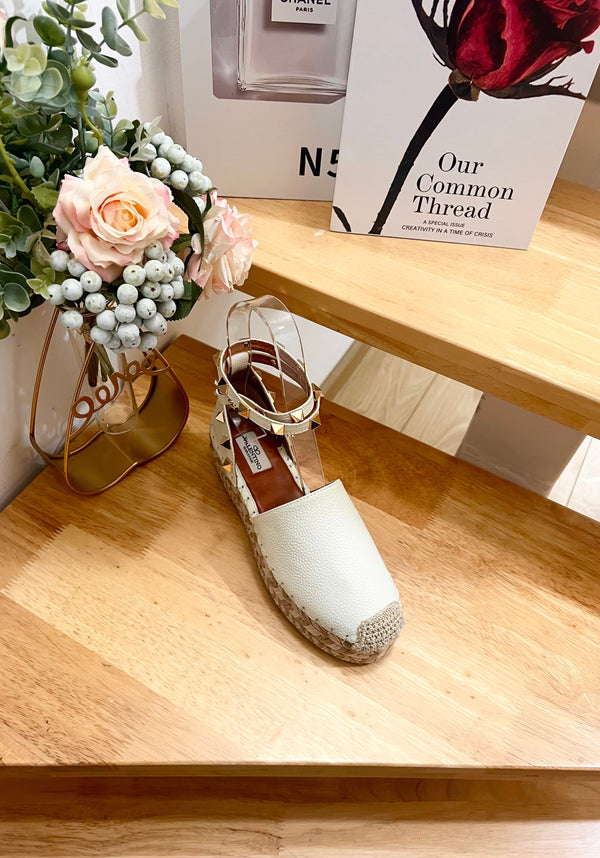 Valentino Rockstud Espadrille Sandals White Leather 240597