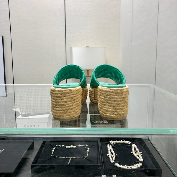 THICK SOLE WEDGE SLIPPERS IN PERSIAN GREEN LAMBSKIN AND BEIGE RUBBER