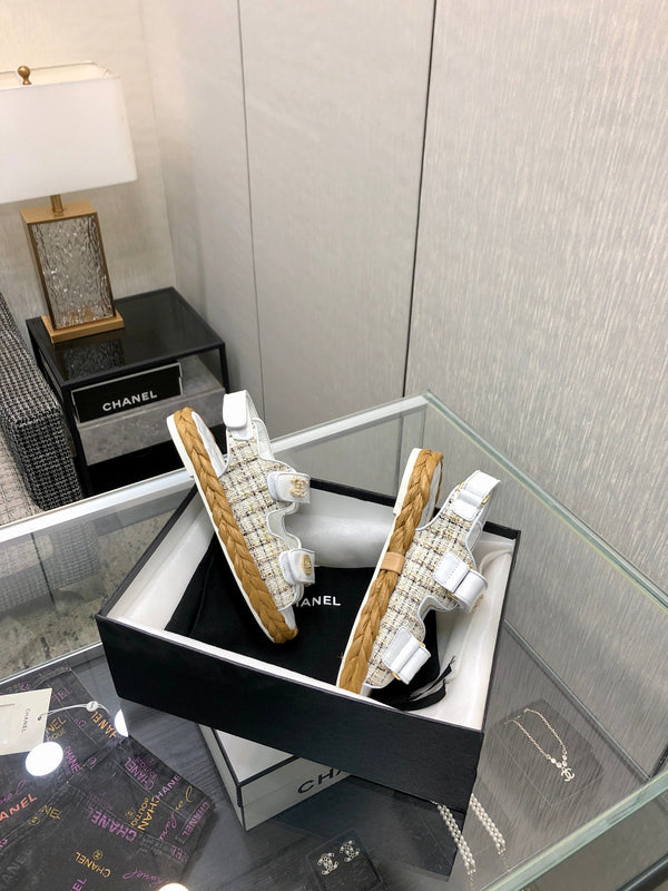 VELCRO SANDALS IN WHITE LAMBSKIN AND TWEED FABRIC