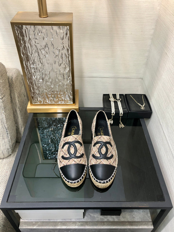 ESPADRILLE CAMEL BEIGE TWEED FABRIC AND BLACK CALFSKIN FLATS