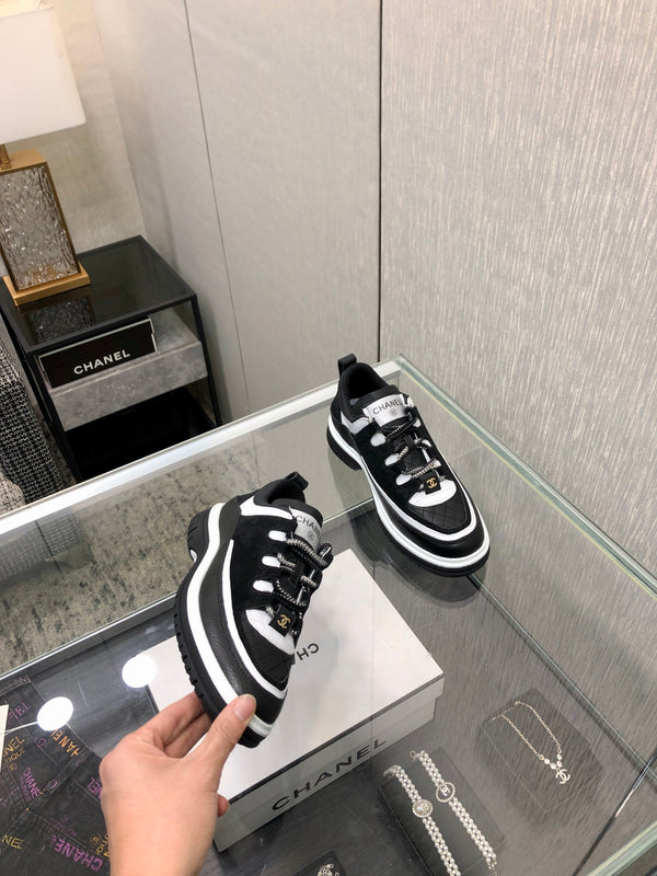 LOW TOP CASUAL SHOES IN BLACK MIX WHITE LAMBSKIN AND SUEDE