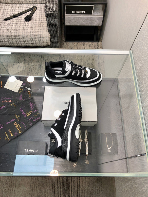 LOW TOP CASUAL SHOES IN BLACK MIX WHITE LAMBSKIN AND SUEDE