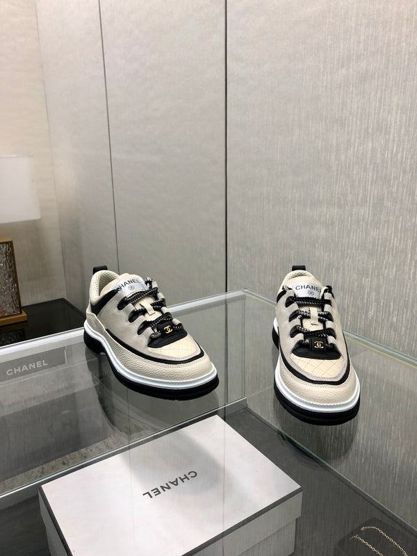 LOW TOP CASUAL SHOES IN BISQUE BEIGE LAMBSKIN AND SUEDE