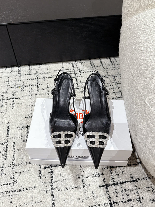 POINTED HIGH SLINGBACK IN BLACK PATENT CALFSKIN WITH CRYSTAL BUCKLE