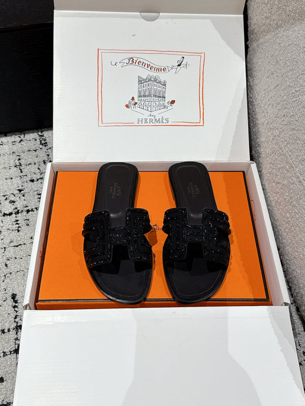 HM 25 Oran Sandal Black Suede Black H Crystal